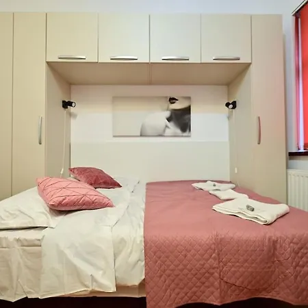 Flh - Bright And Cozy