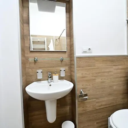 Flh - Bright And Cozy